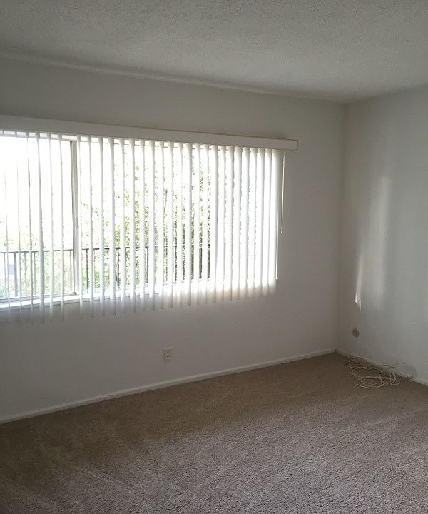 1st image of 4479 Rockland Pl APT 2
