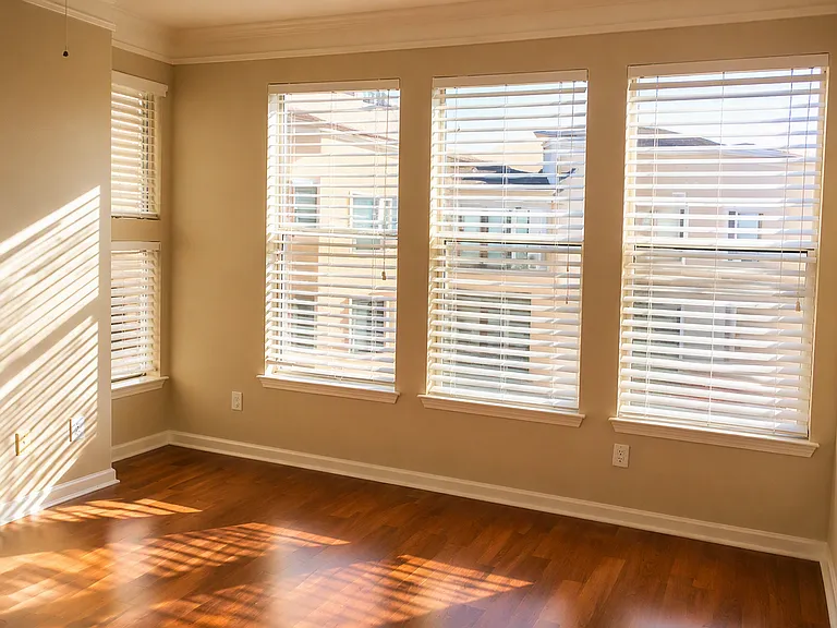 400 17th St NW #1416 — Photo 3