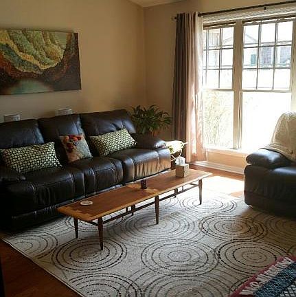 5th image of 339 Thornwood Ln