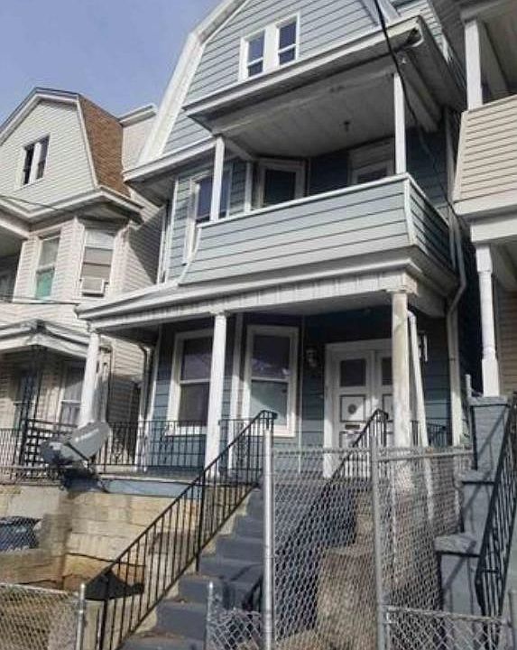 1st image of 164 Grant Ave