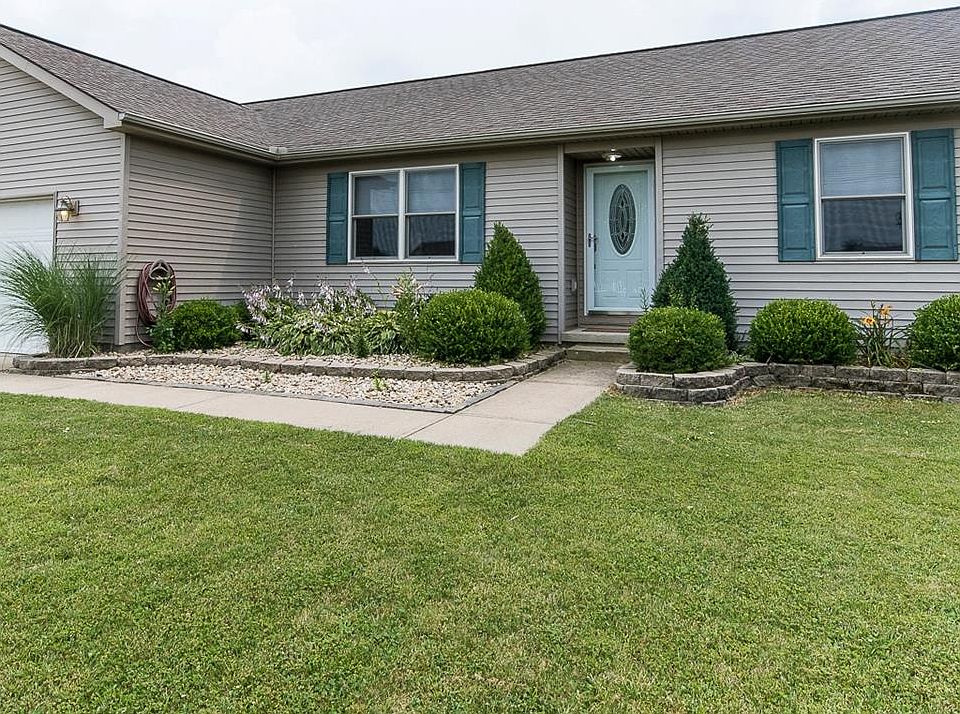 1st image of 104 Boulder Dr