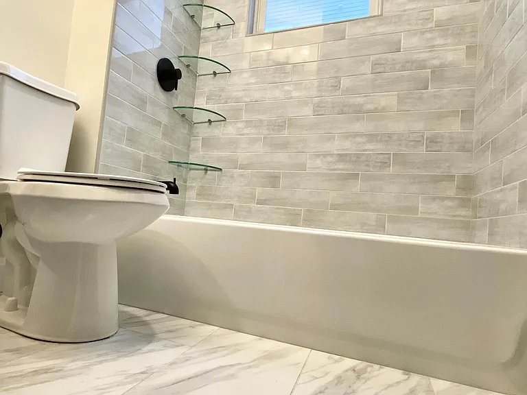 217 Saratoga St #1 — Photo 12