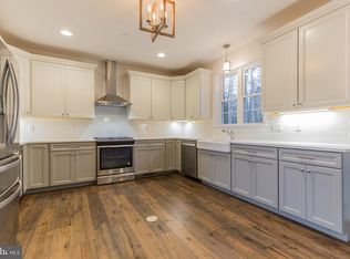 9424 Overlook Cir, Newburg, MD