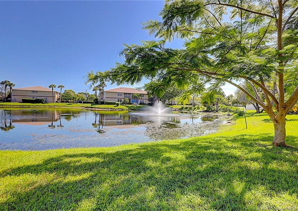 1st image of 1532 SE Royal Green Cir #204