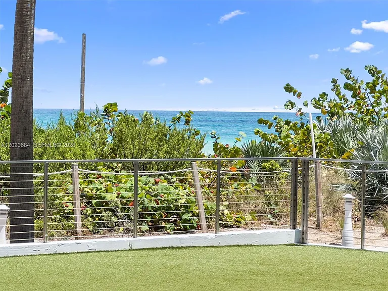 6801 Collins Ave #417 — Photo 40