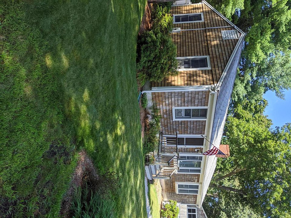 1st image of 93 Barberry Ln