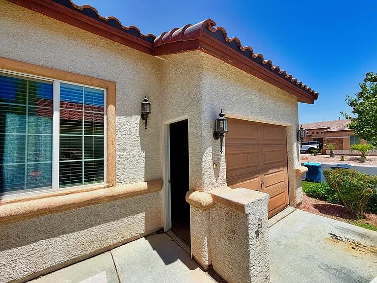 7225 Fern Meadow St — Photo 43