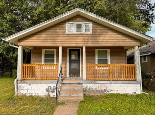 2004 S Overton Ave, Independence, MO 64052