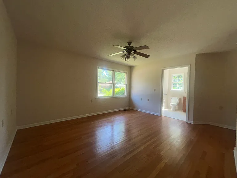 12 Hawthorne Trl — Photo 2