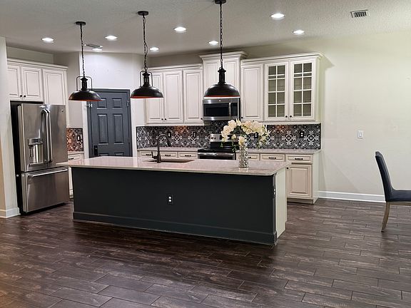 2nd image of 7480 Aguila Dr