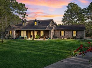 26600 Carriage Ct, Waller, TX 77484