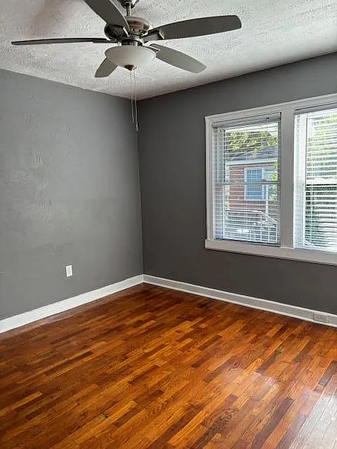 2 bed, 1.0 bath, 750 sqft, $1,000 — Photo 4