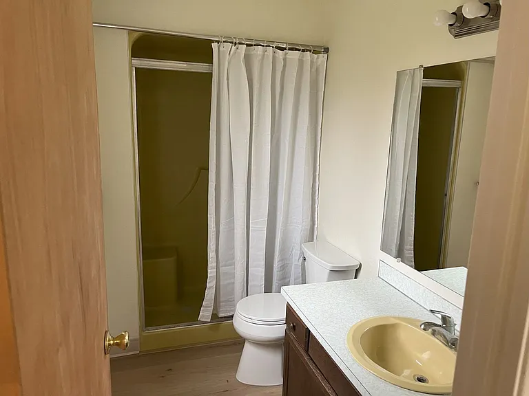 16 & 18 Hilltop Rd — Photo 10
