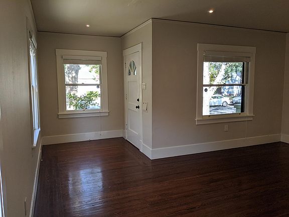 Entry & Livingroom - new recessed lighting and new 2" blinds