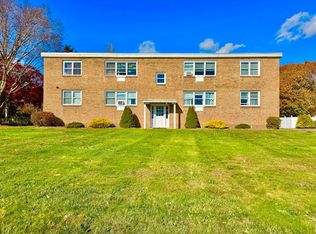 1742 Boston Post Rd #5A, Westbrook, CT 06498