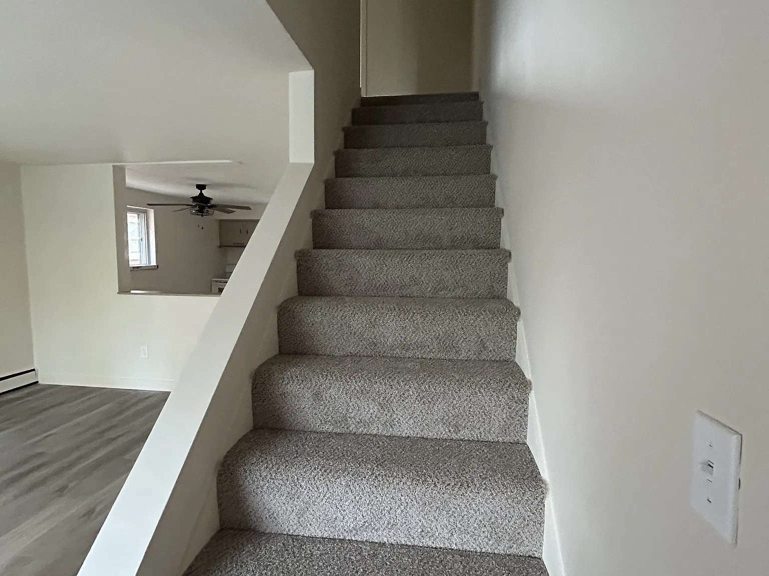 2 bed, 1.5 bath, 1500 sqft, $1,600 — Photo 4