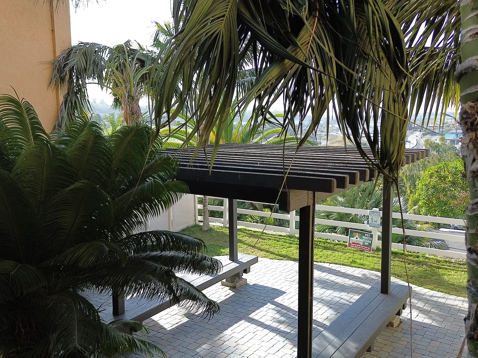 Casa Vista Apartment Homes — Photo 2