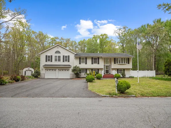 46 Walter Dr, Jackson, NJ 08527