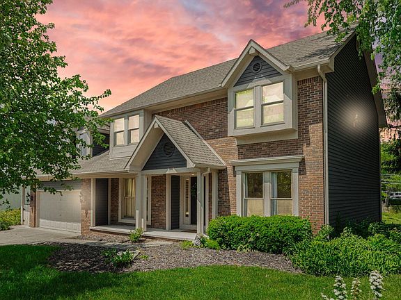 2nd image of 834 Watten Ln