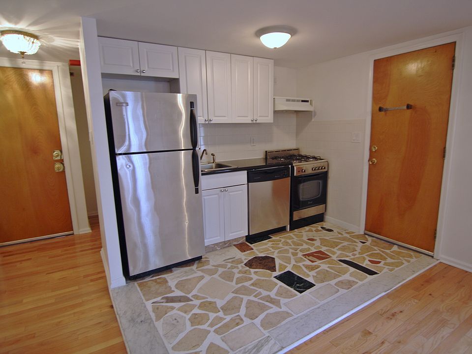 1st image of 1527 S Broad St #3