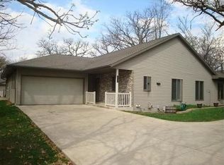 2751 Fuller Dr, Beloit, WI 53511