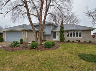 16200 Pine Dr, Tinley Park, IL 60477