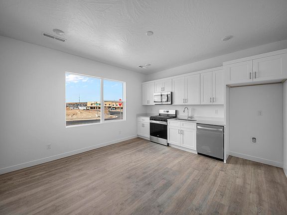 5th image of 1551 Sinawava Dr #4170