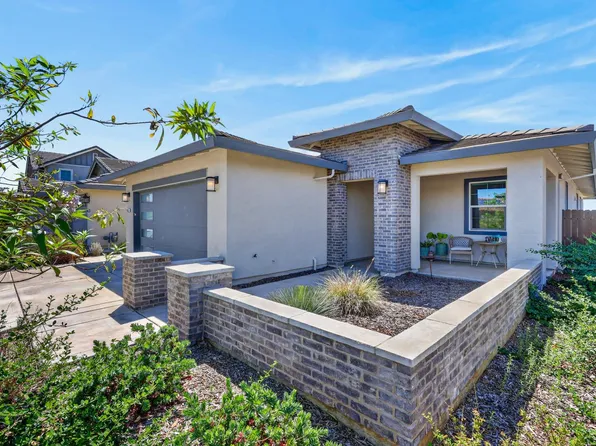 11612 Tarcoles Way, Rancho Cordova, CA 95742