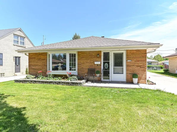 3168 S 71st St, Milwaukee, WI 53219