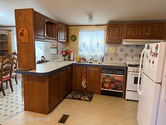 2nd image of 911 State Highway 516