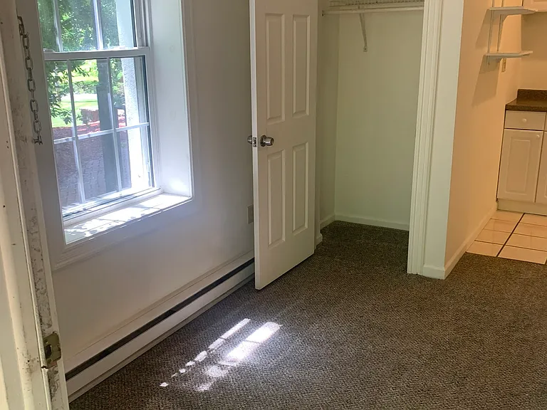 1145 Hillside Dr — Photo 6