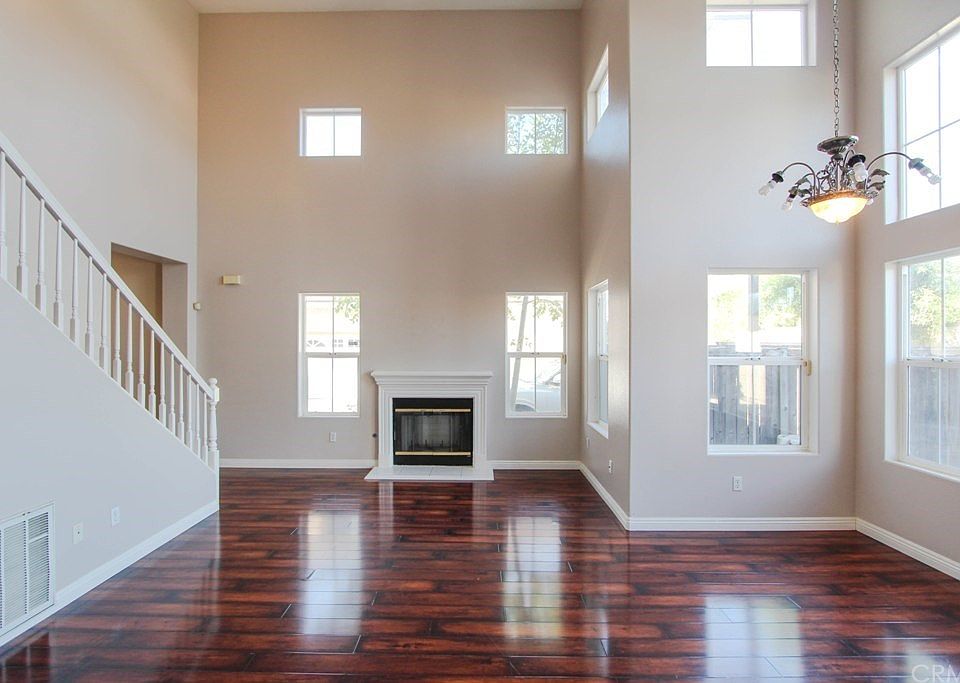 1st image of 8941 Deira Ln