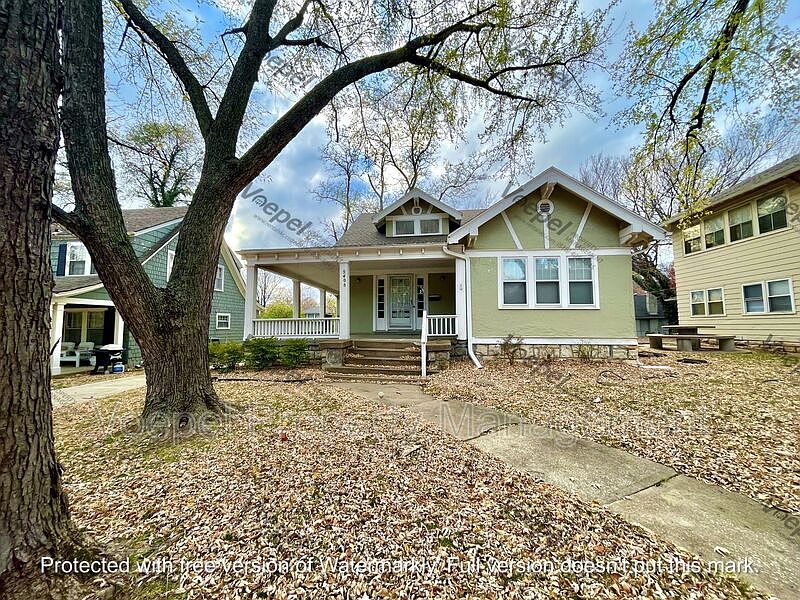 5408 Rockhill Rd, Kansas City, MO 64110 Zillow