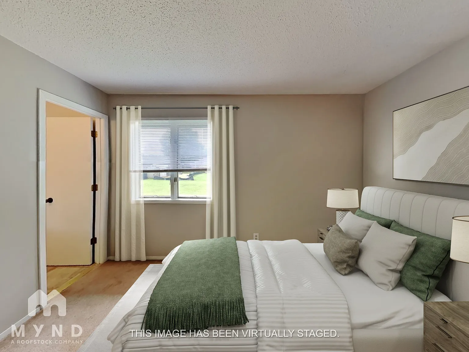 3 bed, 2.0 bath, 1200 sqft, $1,349 — Photo 3