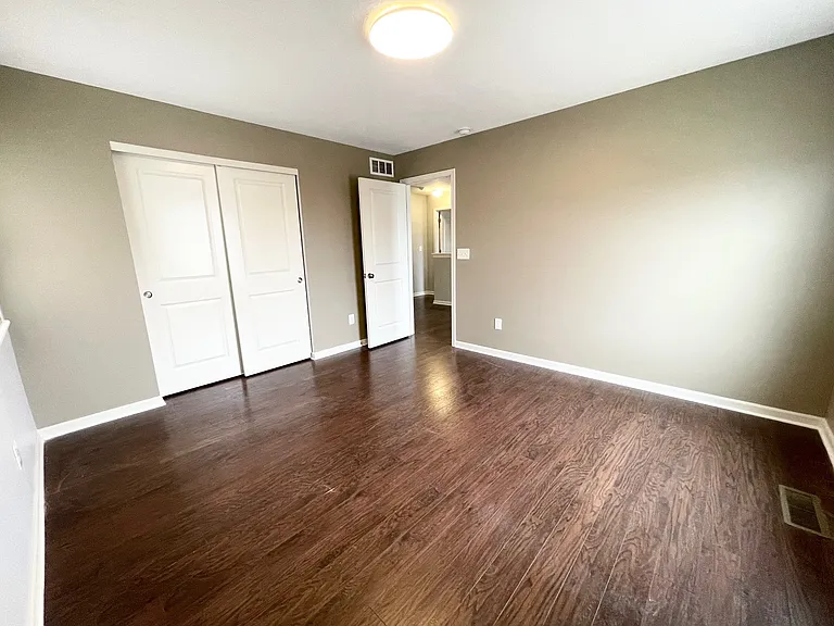 1670 Primrose Ave — Photo 34