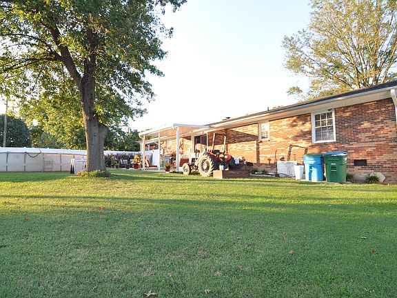 4th image of 106 Chadwick Dr