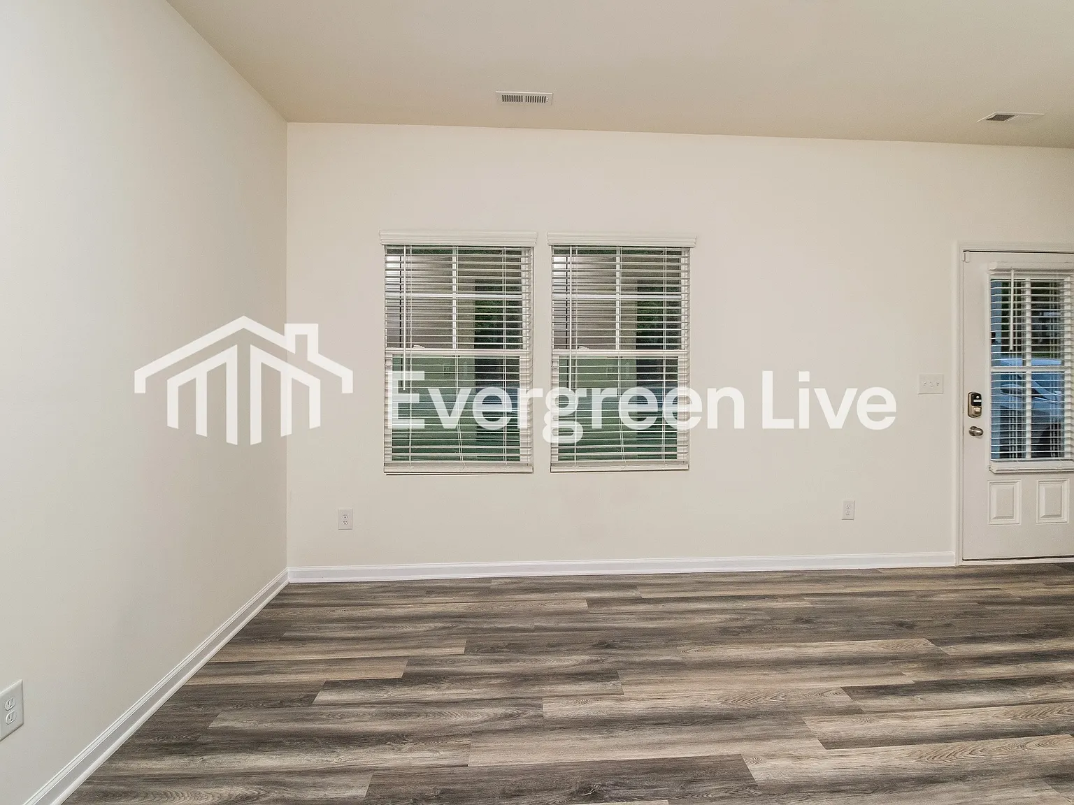3 bed, 2.0 bath, 1222 sqft, $1,445 — Photo 4