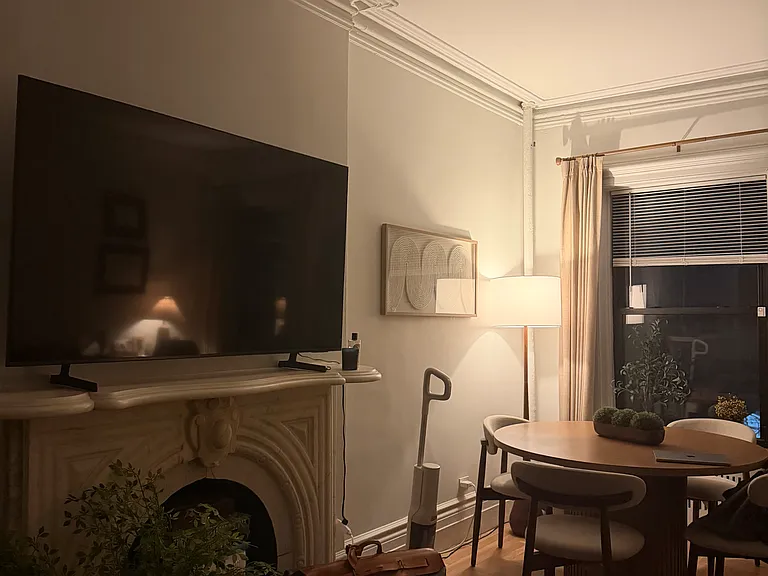 130 E 61st St #4B — Photo 6