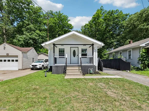 1057 Willard Ave SE, Warren, OH 44484