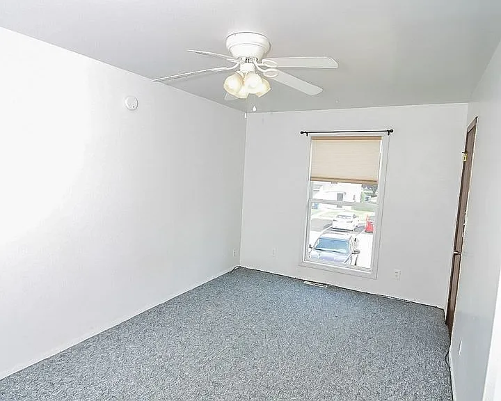 2225 Yorktowne Dr — Photo 15
