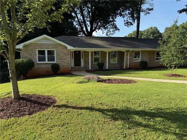2545 Glenrock Dr, Decatur, GA 30032
