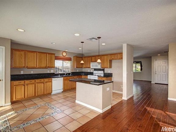 4th image of 10969 Woodring Dr