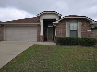 19993 Meadow West Ln, Flint, TX 75762