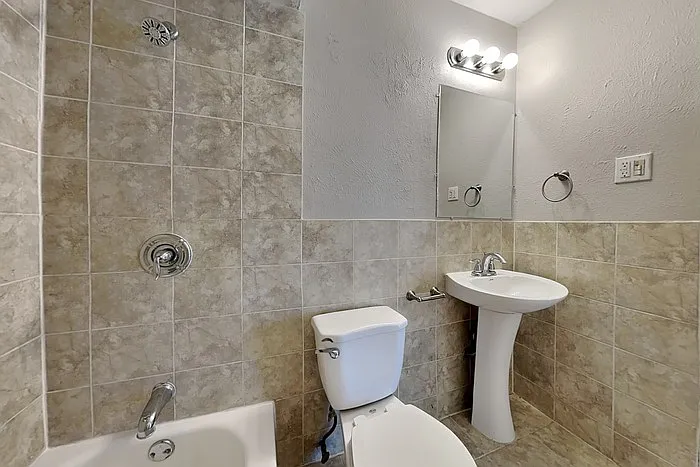 938 Hudson Dr — Photo 18