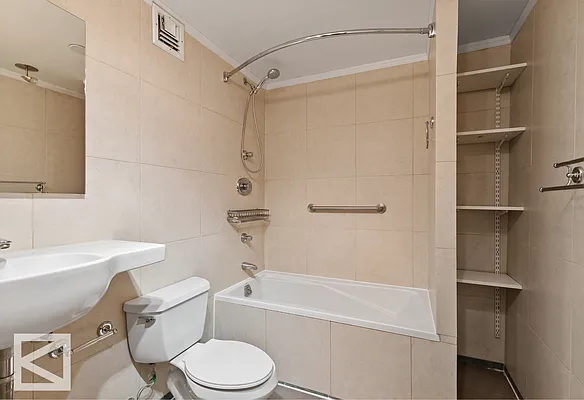 Rented by Douglas Elliman | media 22