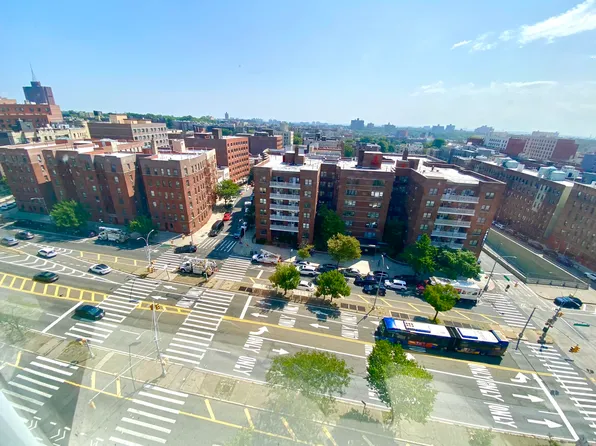 3131 Grand Concourse image 6 of 33