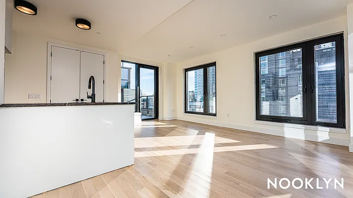Rented by Nooklyn NYC LLC | media 121