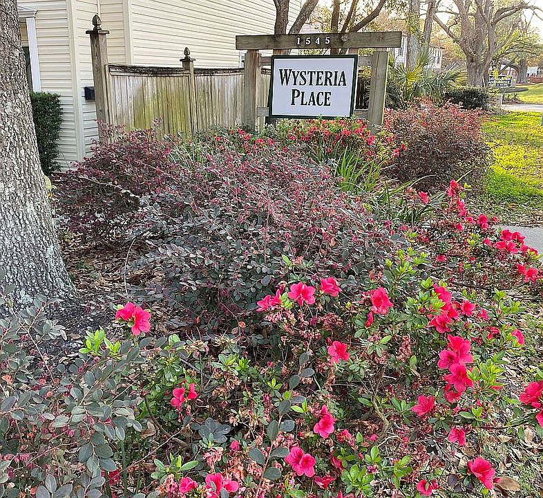 Wysteria Place