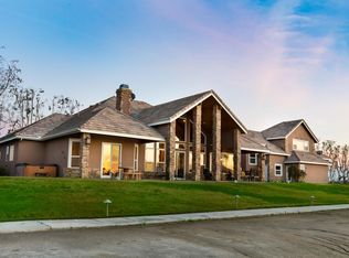 4811 Diamond Bay Dr, Arvin, CA 93203