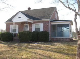 3128 White Chapel Rd, Lancaster, VA 22503